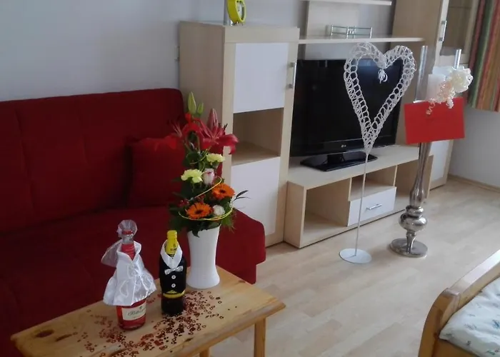 Suedtiroler Stubn Cafe Und Restaurant